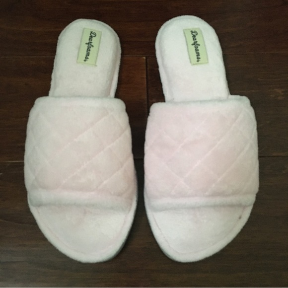 Pink quilted slippers - Picture 2 of 5
